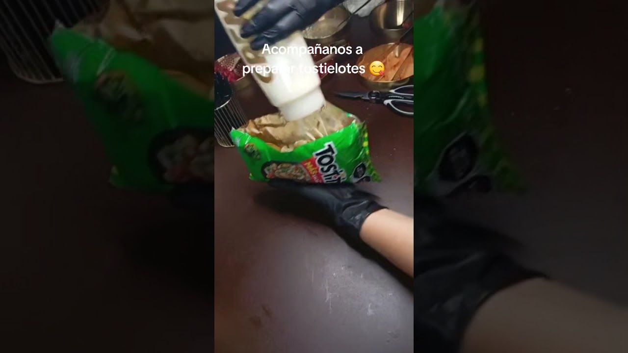 As&iacute; Se Sirven los Tostielotes en Nuestra Barra de Tostielotes 🌽🔥