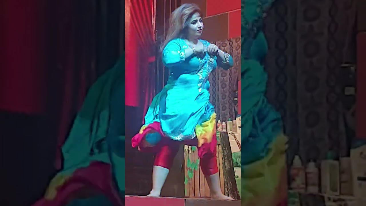 Sheeza butt mujra