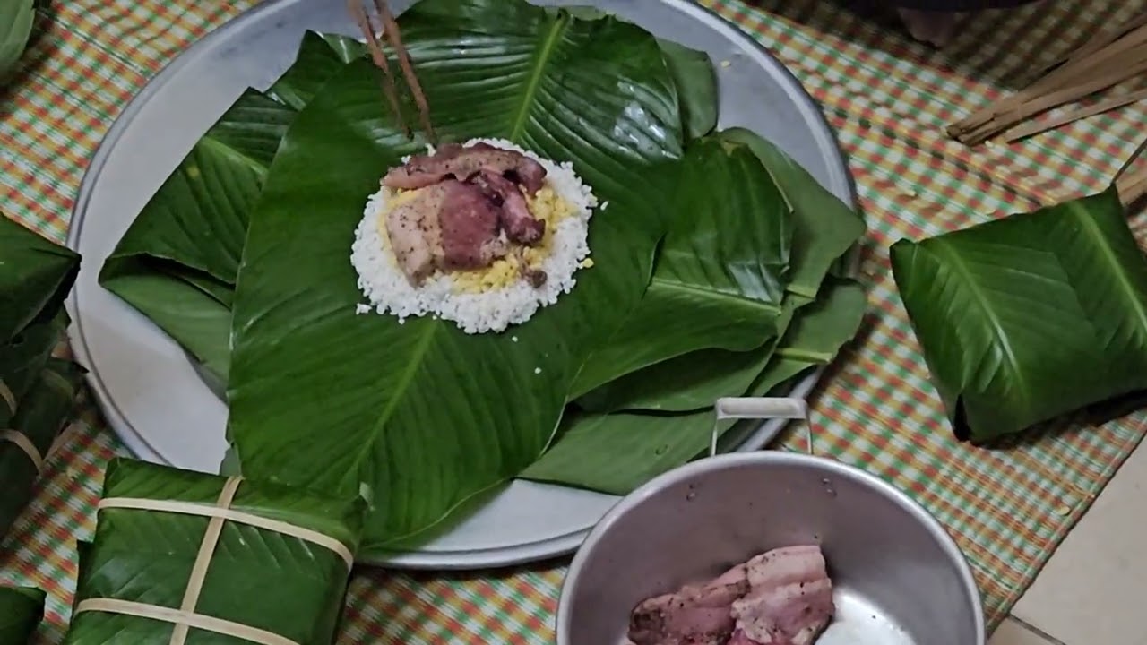 Gói bánh chưng