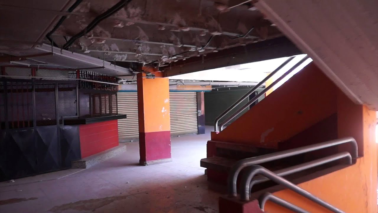 Abandoned mall in Playa del Inglés