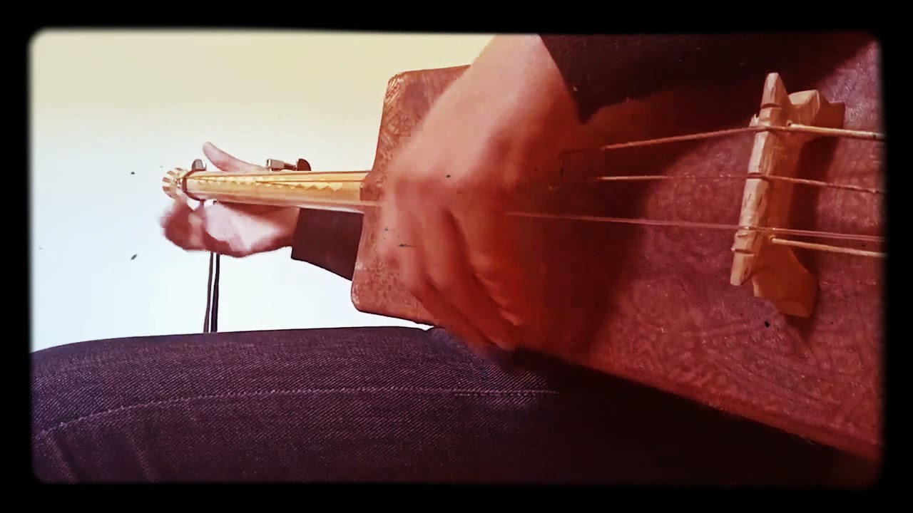 KOUBAYLI BERYANDOUGA ( Gnawa )
