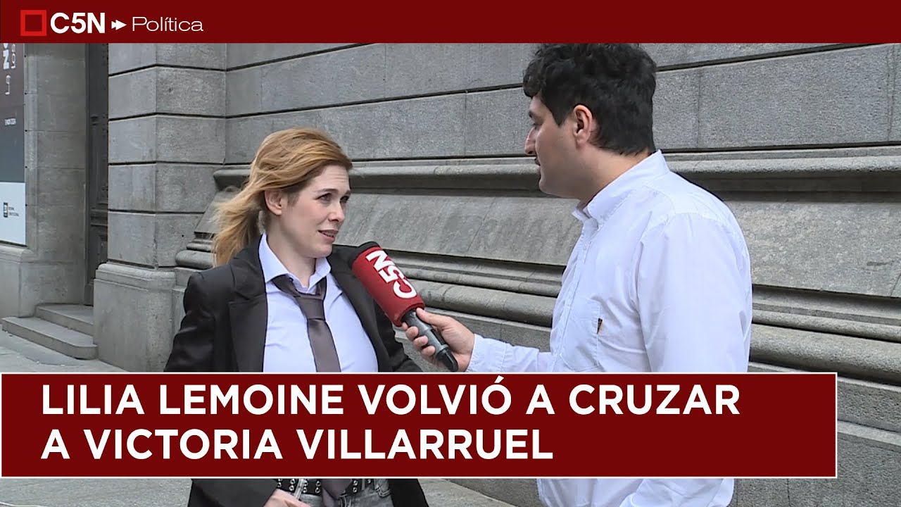 LILIA LEMOINE cruzó a VICTORIA VILLARUEL: 