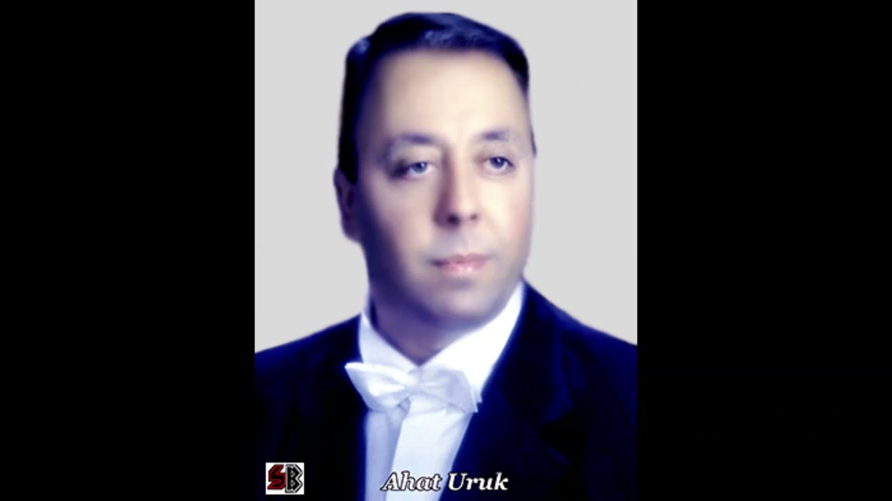 Bir başka edâ başka bir arzu ile geldin - Ahat Uruk