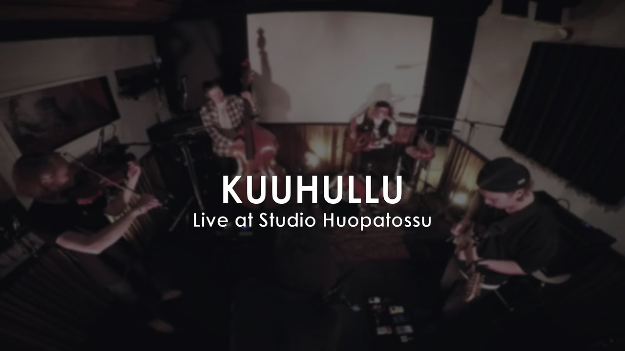 Kuuhullu || Live at Studio Huopatossu