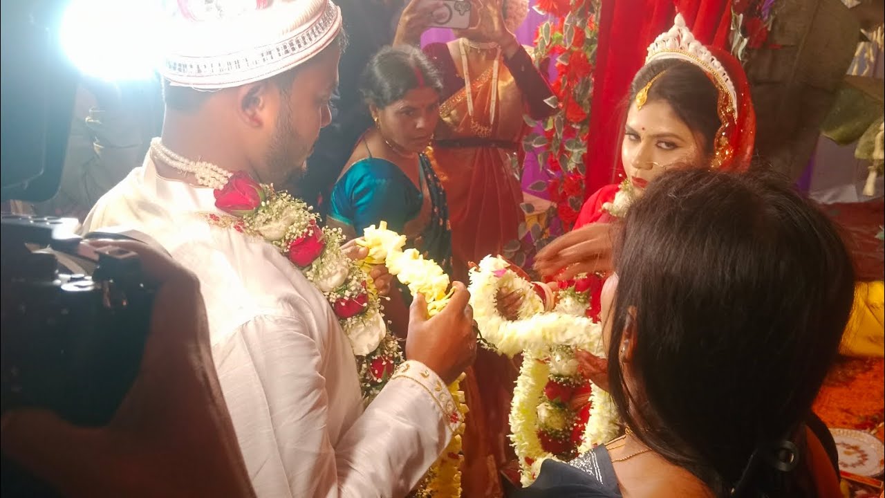 গ্রামের বাঙালি বিয়ে এমন ই হয় ❤️ #viralvideo #wedding #happiness #vlog #bengalivlog #villagelife 