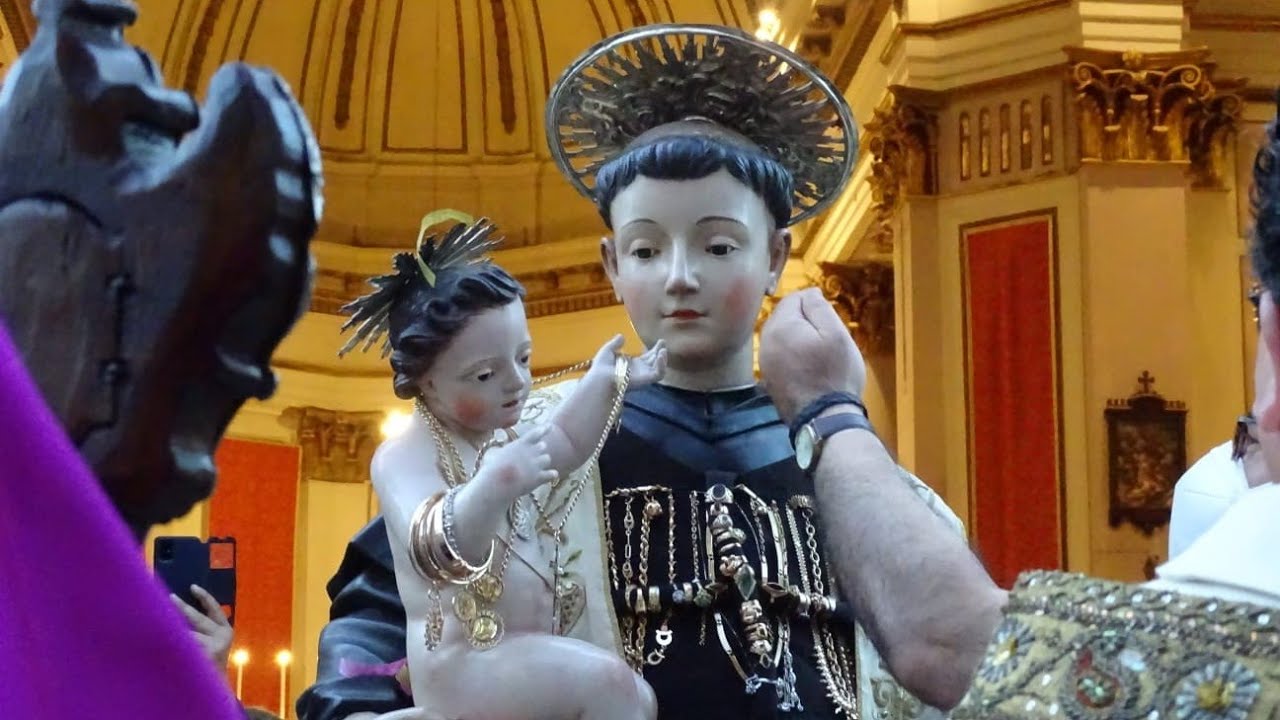 Consegna delle chiavi della città da parte del Sindaco al Santo Patrono Antonio da Padova