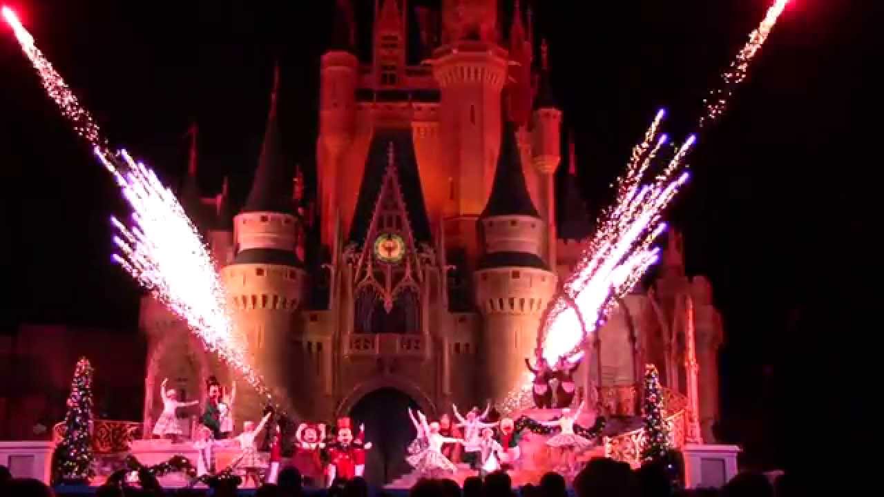 "Celebrate the Season" Castle Stage Show - Mickey's Very Merry Christmas Party 2015
