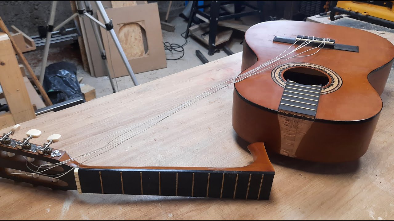 Réparation d'un manche de guitare classique
