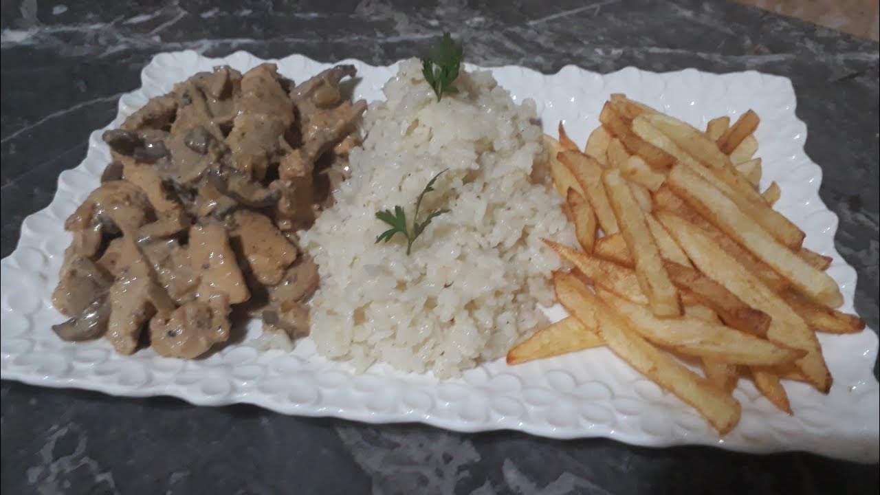 ايمانسي بالدجاج بطريقة المطاعم كيجي لذيذ ورائع ومرافق بالأرز  والأهم مكونات بسيطة