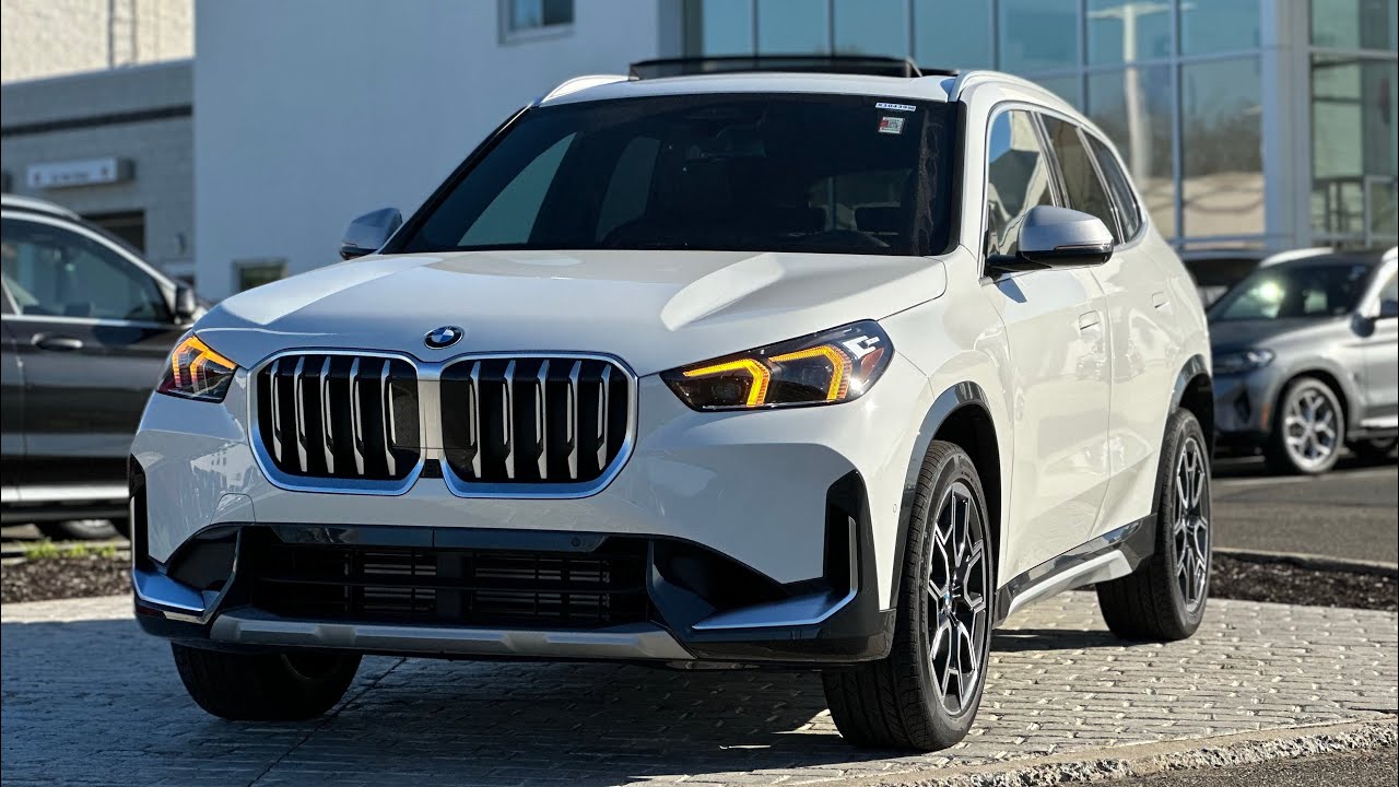 2023 BMW X1 REVIEW
