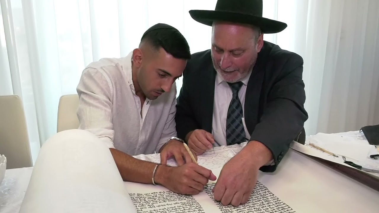 הכנסת ספר תורה - צילום ועריכה שגיא כהן - 0523413070