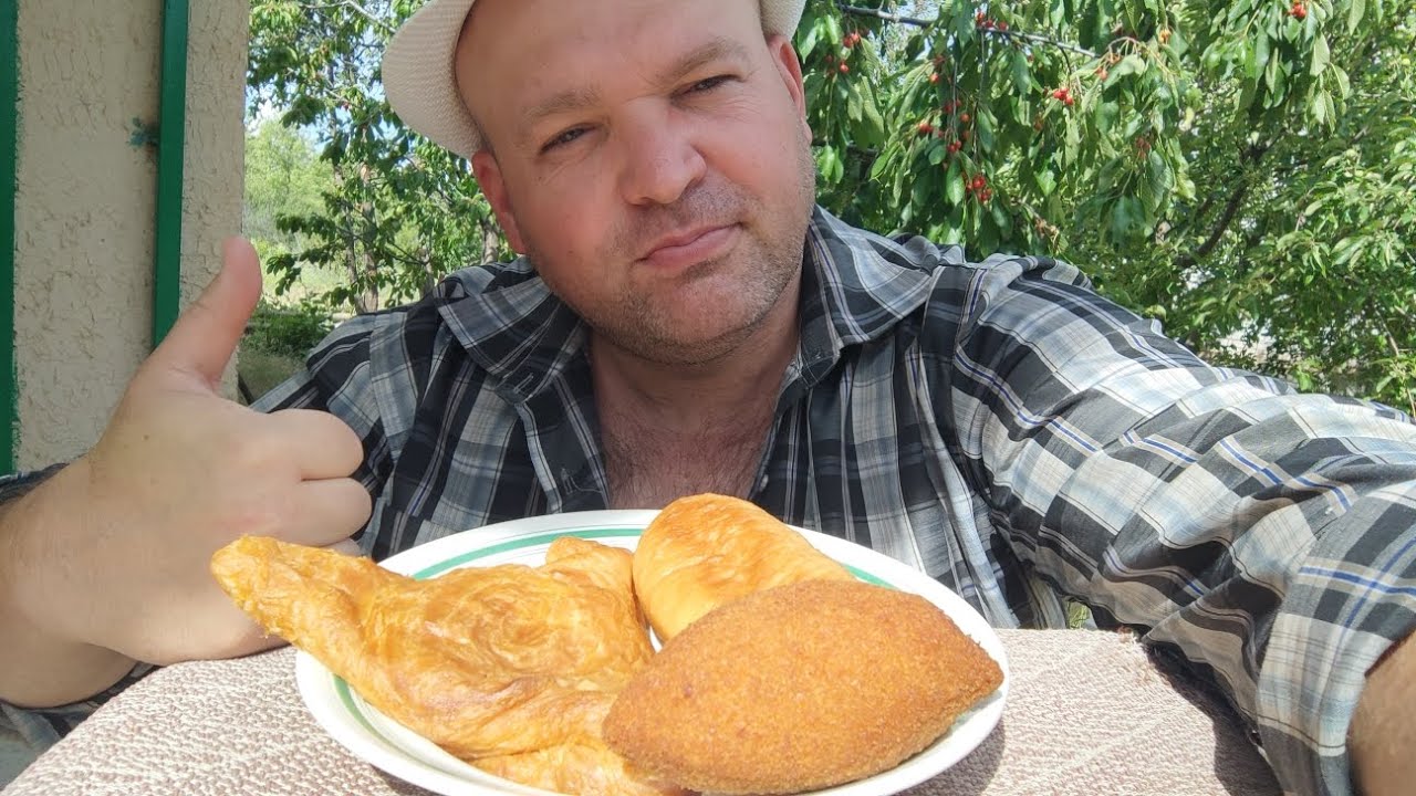 ОБЖОР самса с курицей и пирожок с котлеточкой/мукбанг на даче