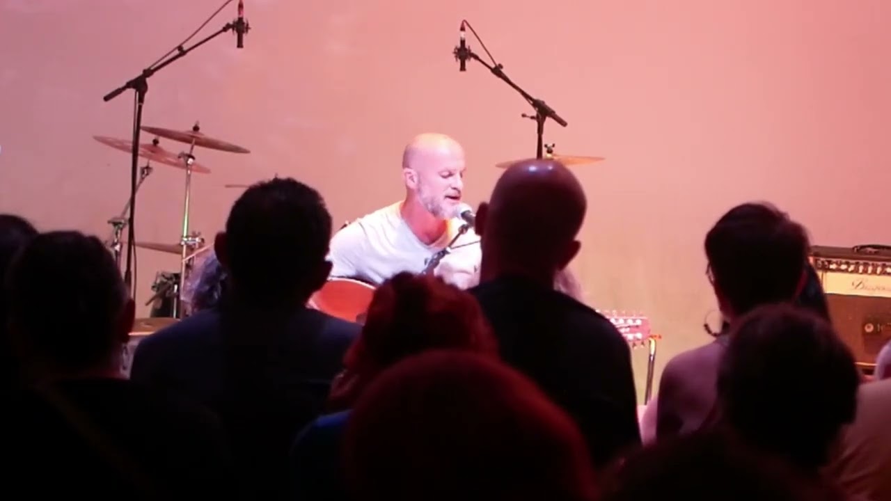 Jérôme Caillon chante 3 chansons de Jean-Louis Murat: Bang bang, L'examen de minuit,  De montagne