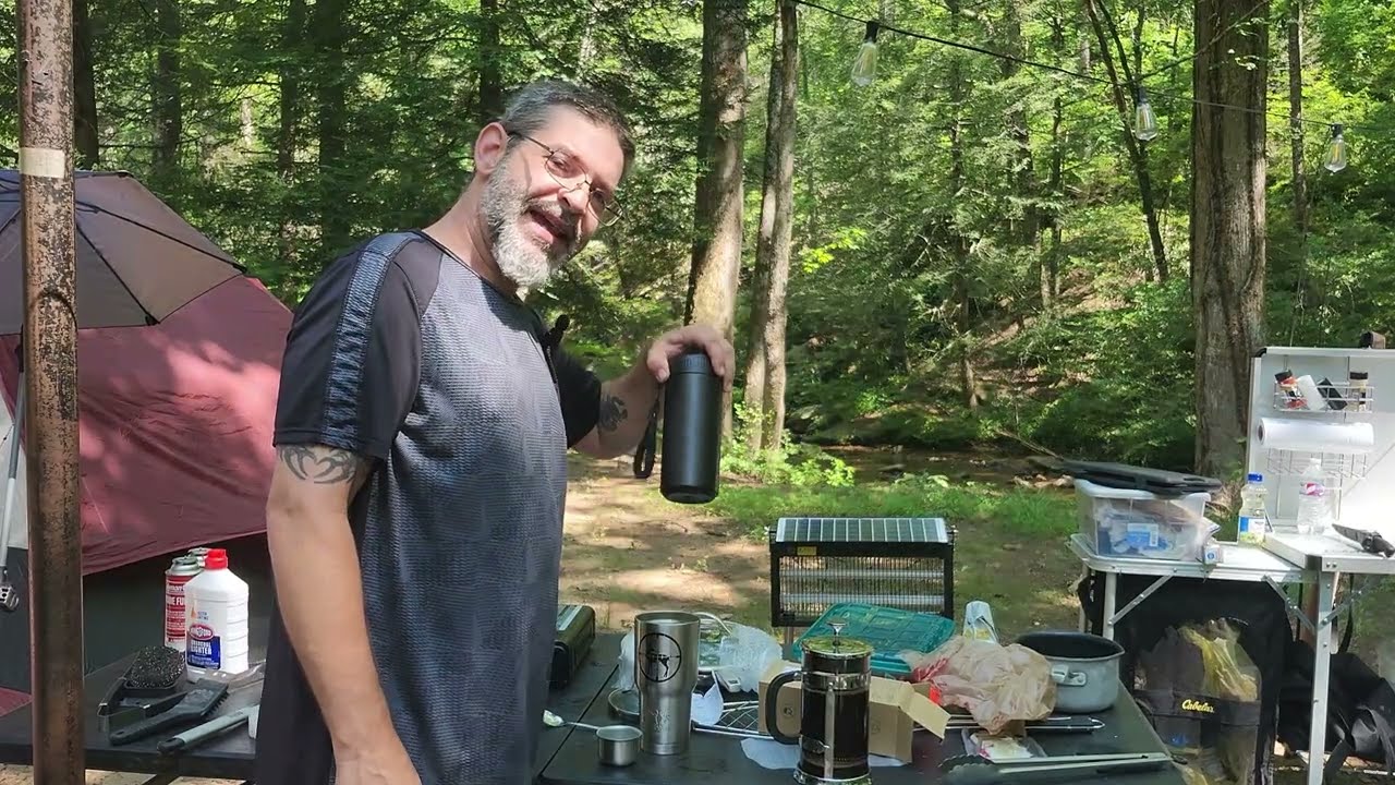 Universal Can Cooler