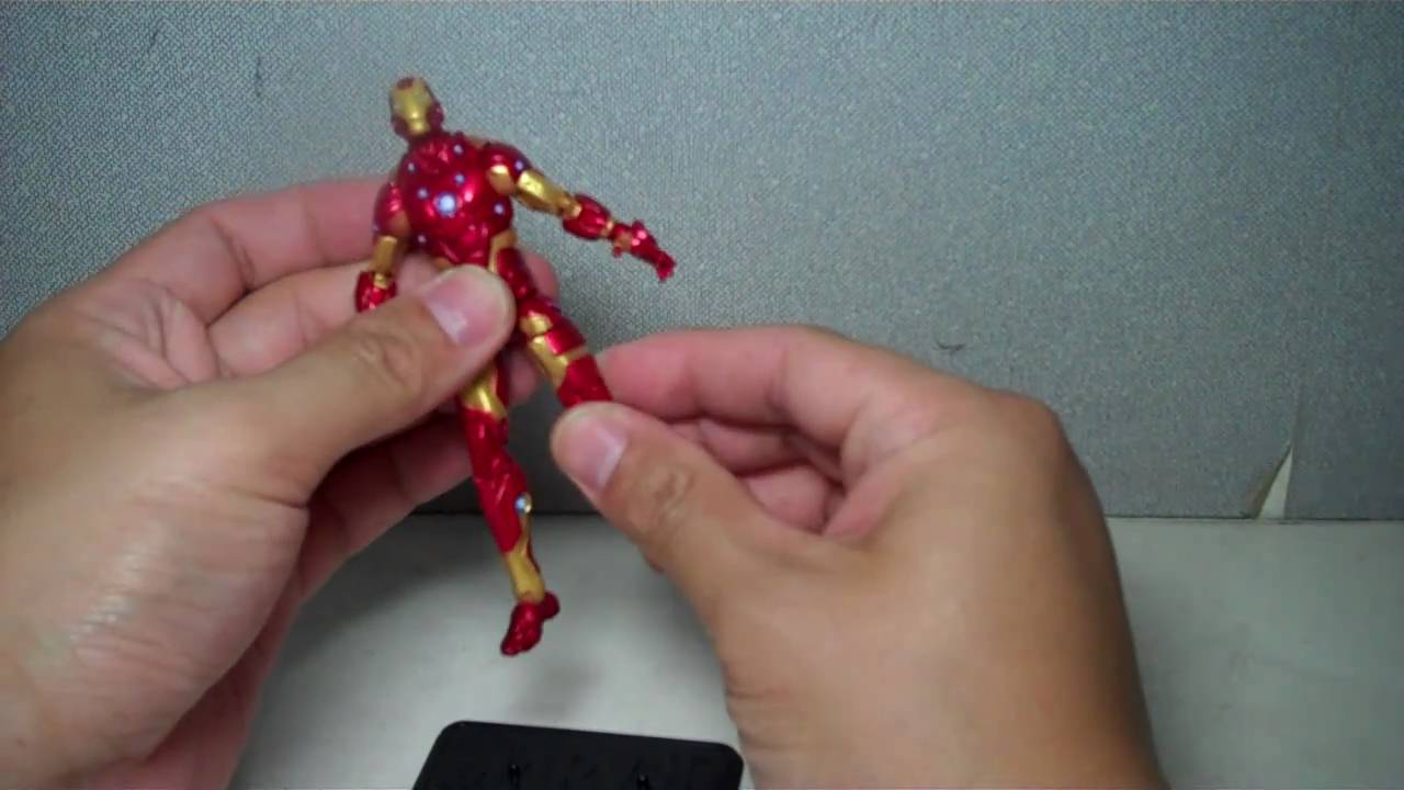 Marvel Universe Modular Armor Iron Man