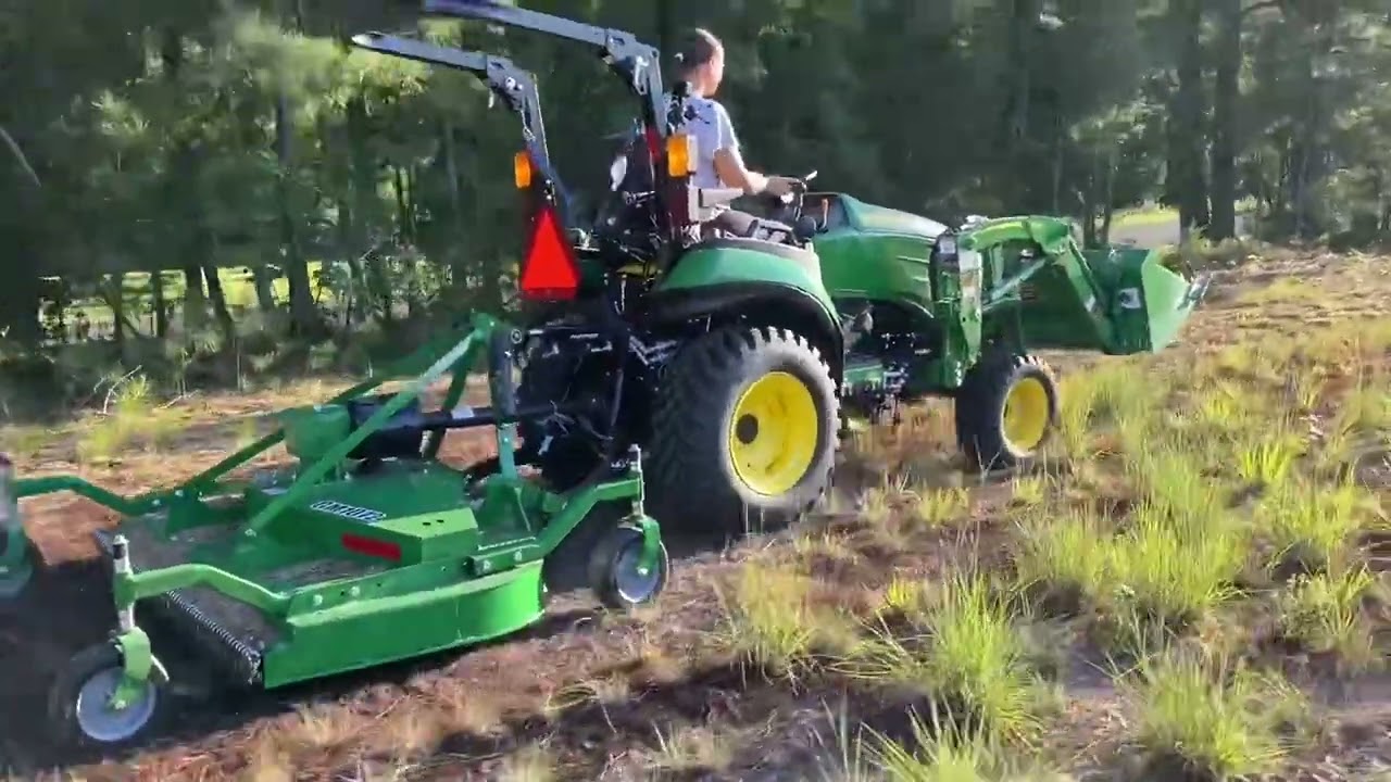 A quick Frontier GM1072 Finish Mower video