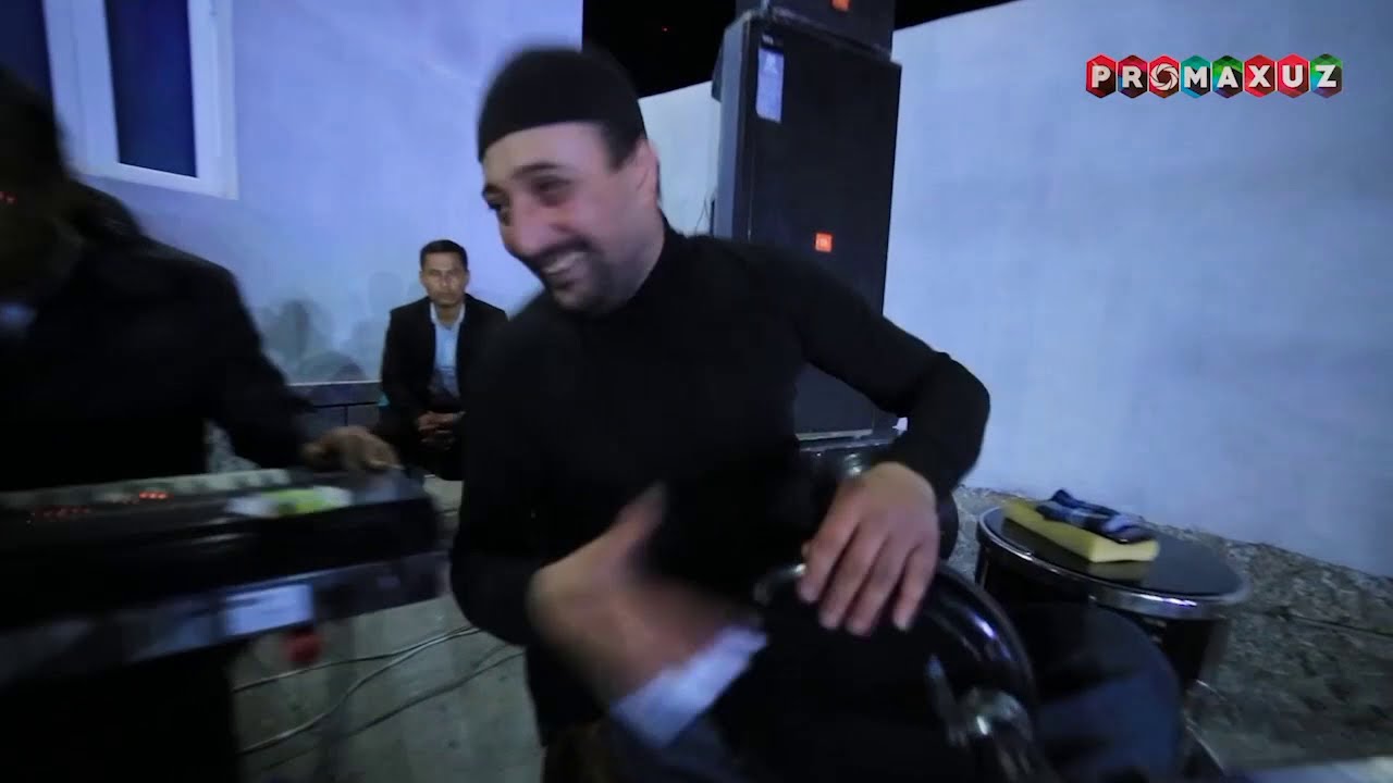 Jonli ijro Shokir aka xamda Jama dovul Zafar shou gruppa.