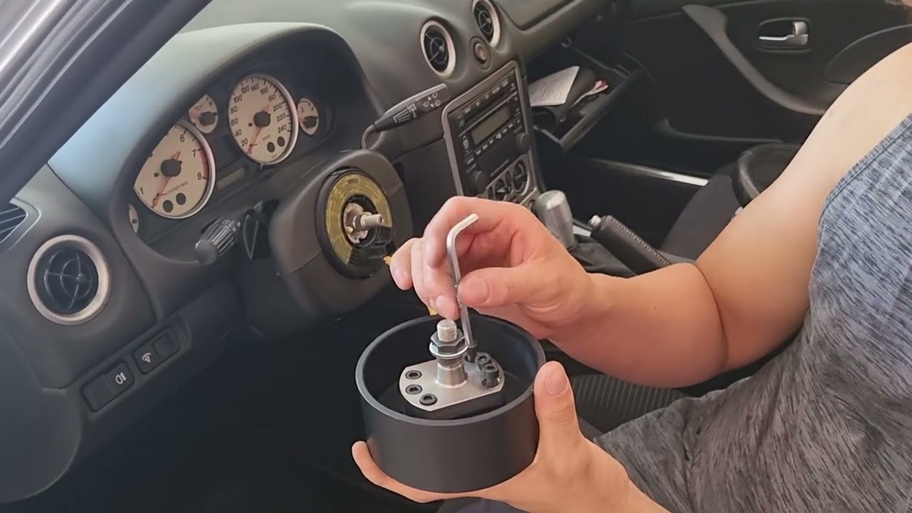 monto il distanziale al volante di una mazda mx-5 nbfl