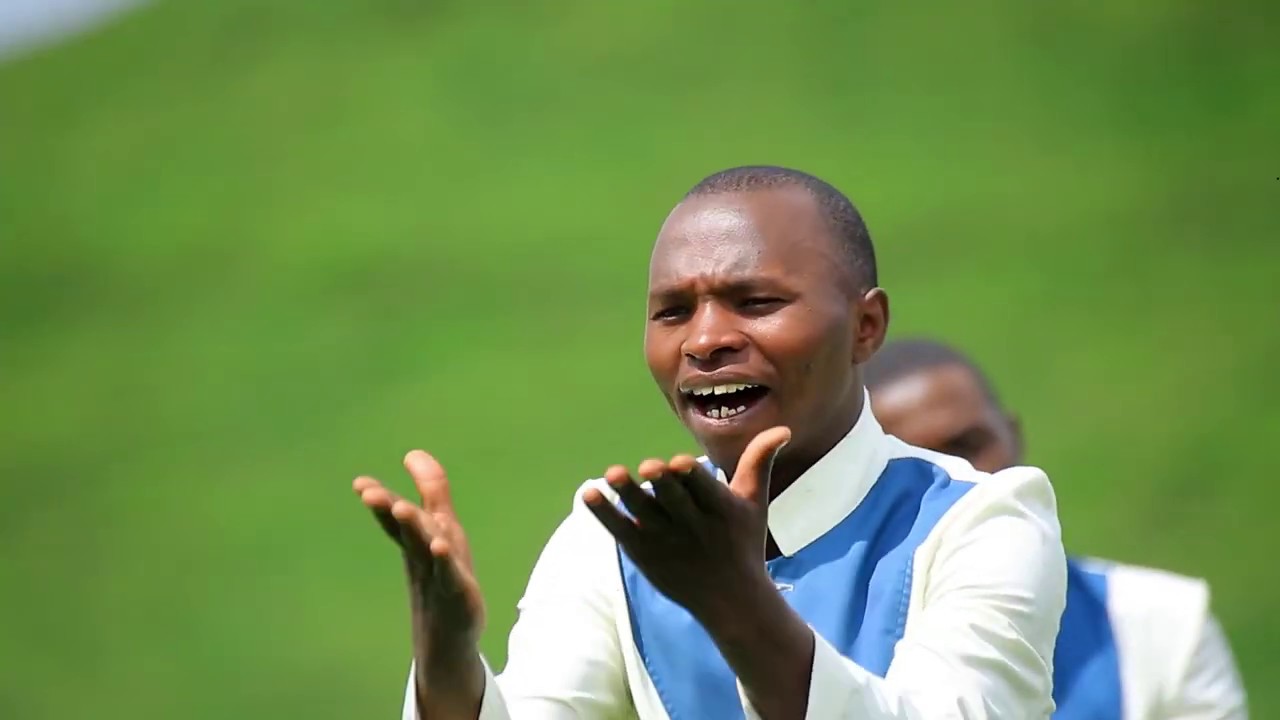 AGAKUNGU K'ABAGORE N'ABAGABO by CHORALE AMATSIKO