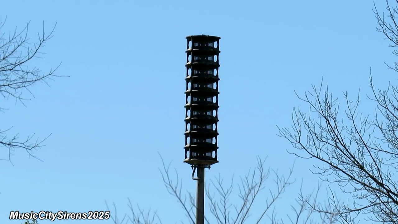 Whelen WPS-2809 Siren Test (Wail) w/ Distant Whelen Murfreesboro, TN