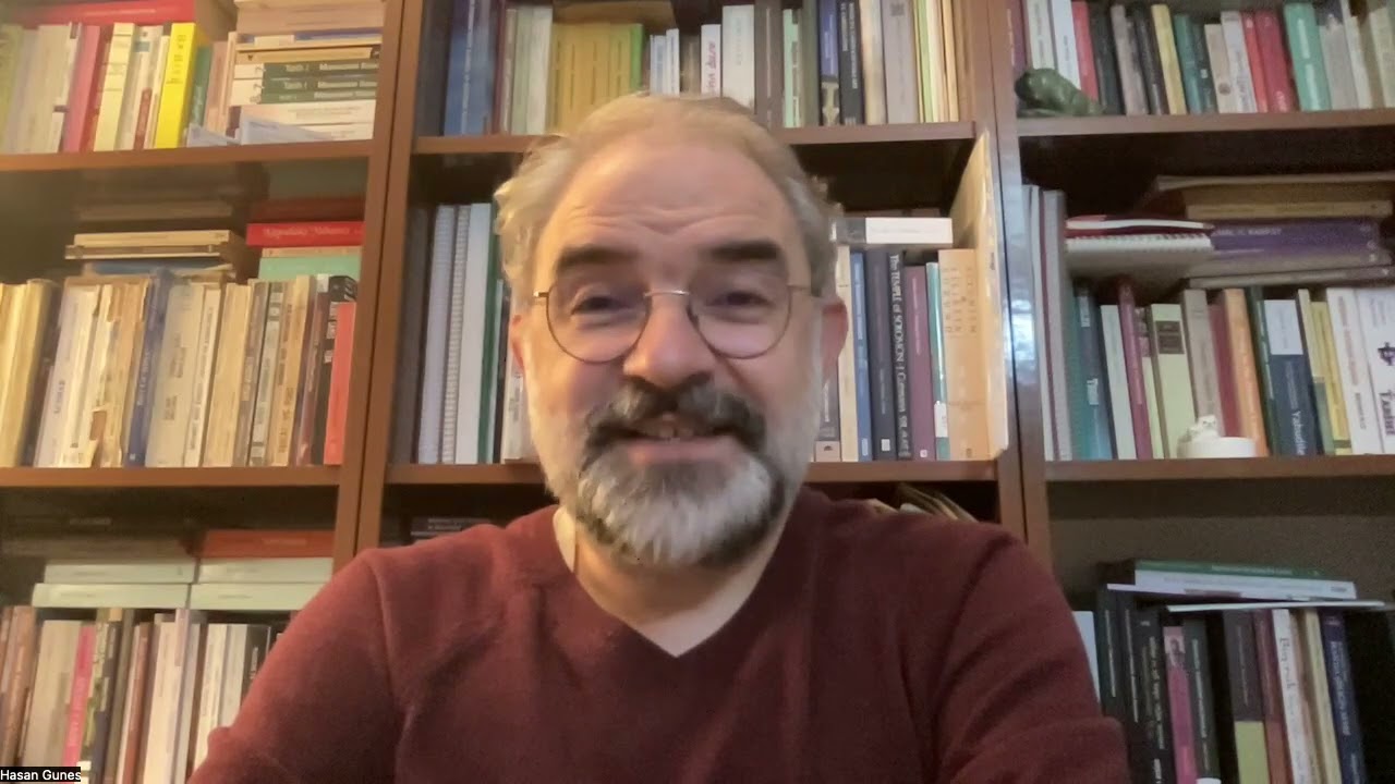 Seyyid Mücteba Hamaneî Aslında Bir Ayetullah, Peki Neden Bu Bilinmiyor?