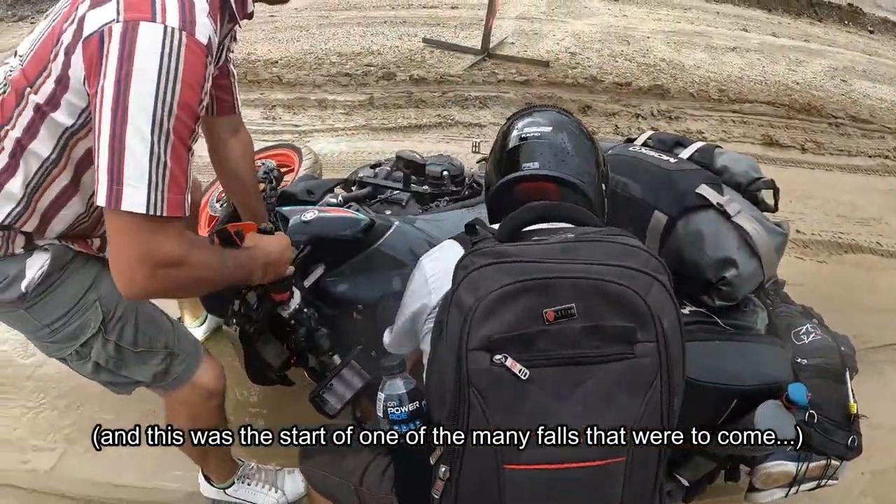 I fell down 3 times in a row because the hurricane turned the highway into mud-PT. 1-[MEX Ep.149]