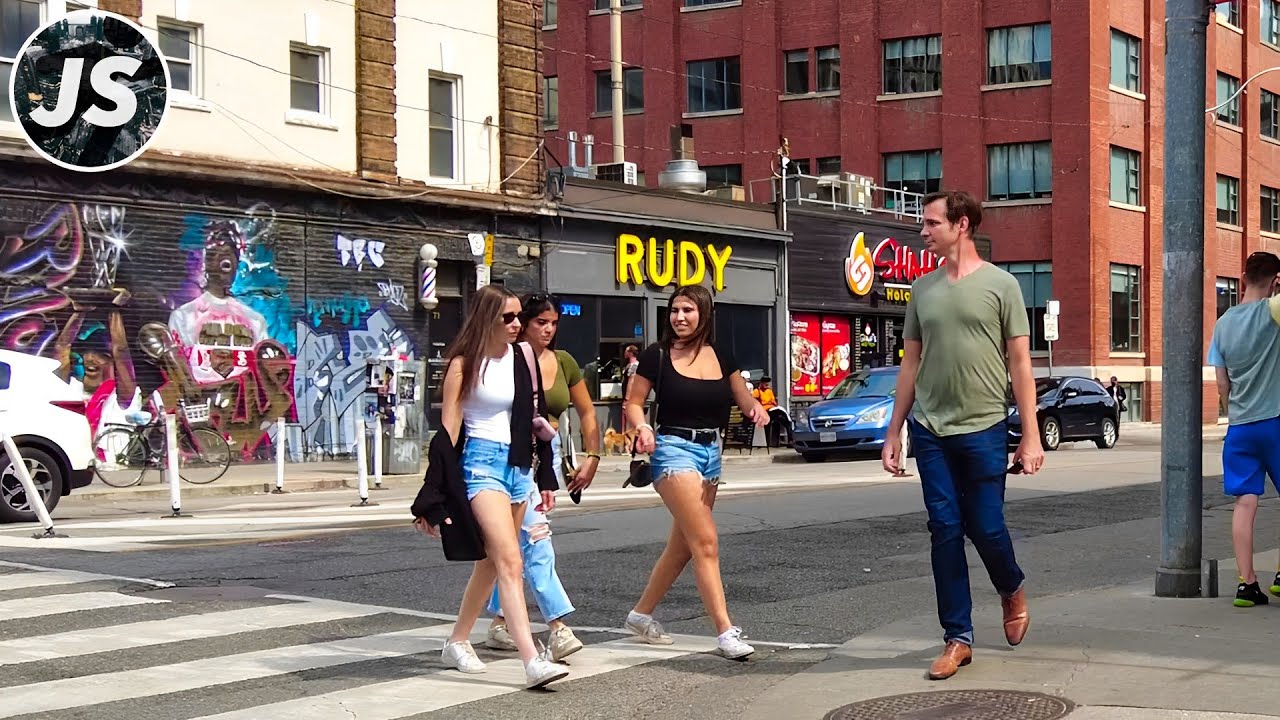 Hidden Bars, McCaul & the Entertainment District | Toronto Walk