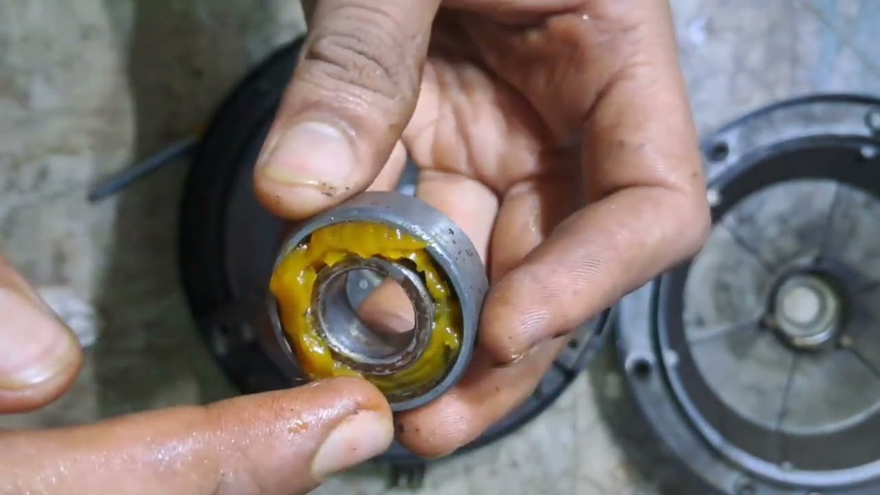 How to clean celling fan bearing 