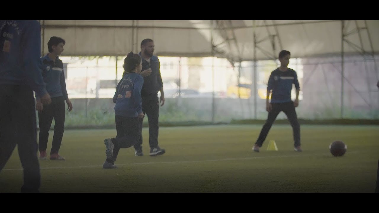 لقاء مع النجم السوري 