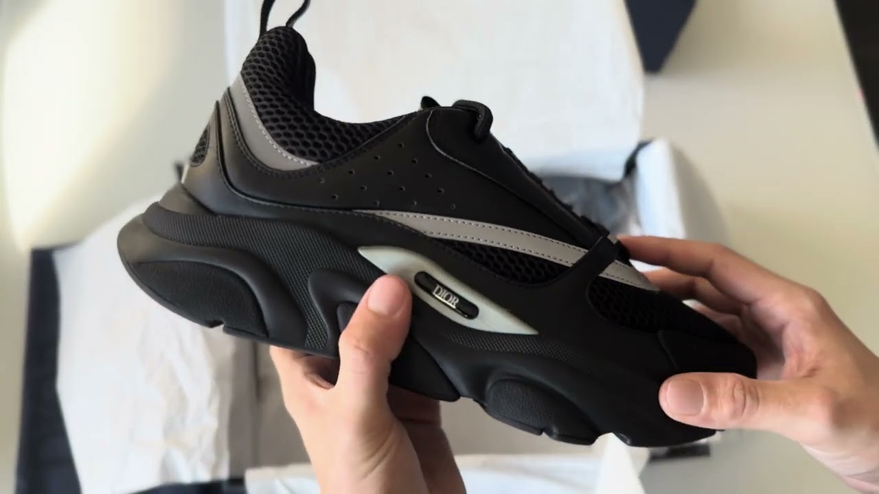 Dior B22 Coloris Full Black 2024 par Homecopparis