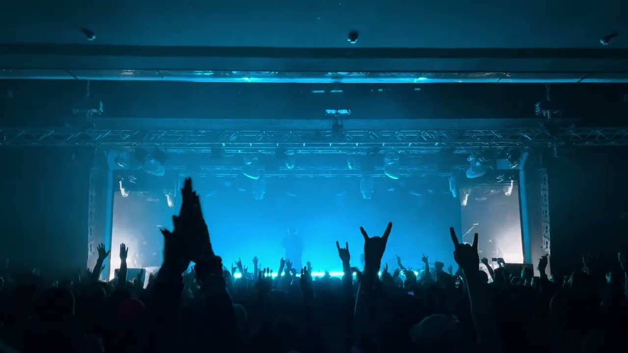 Moln&aacute;r Tam&aacute;s - Akv&aacute;rium Klub, Budapest, Hungary (2025.12.27)