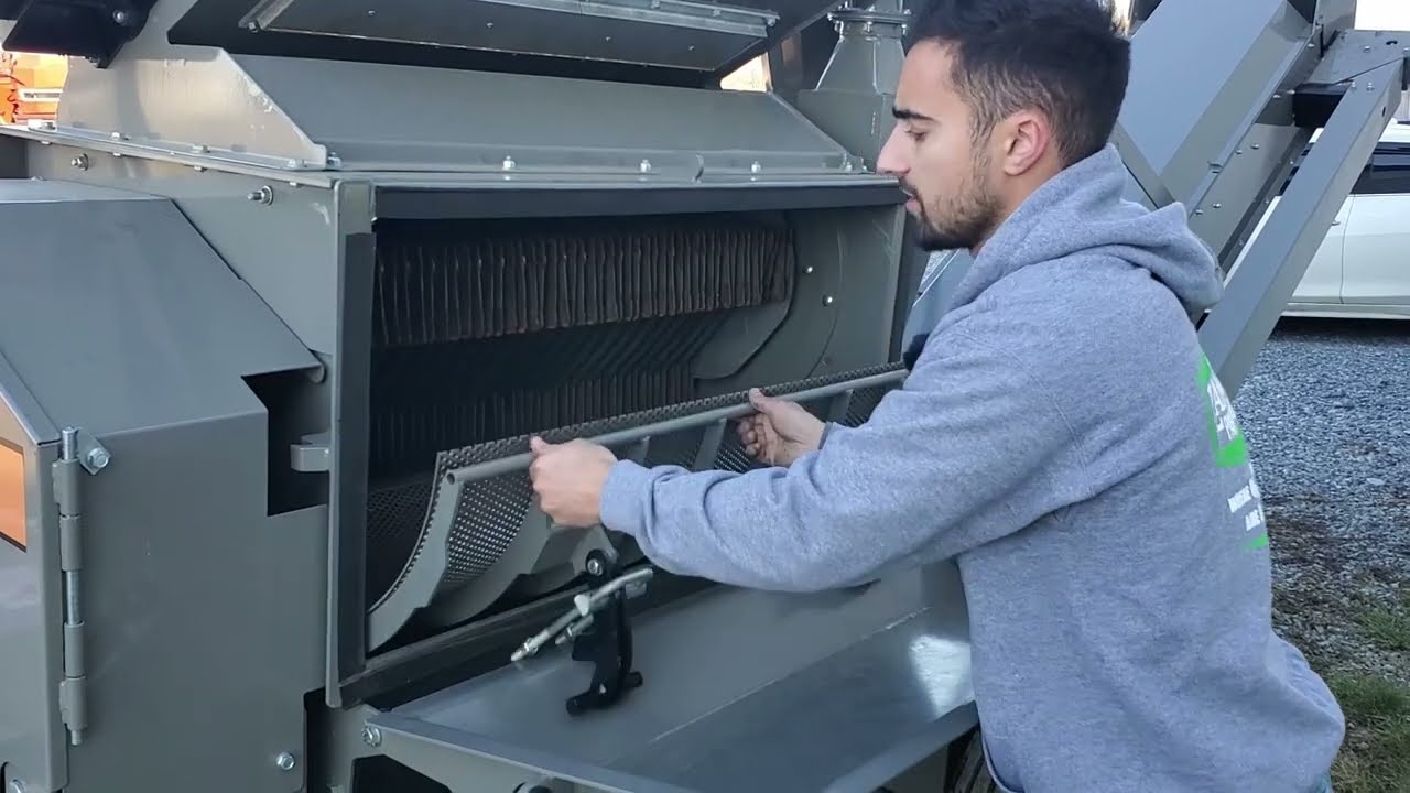 4220 Belt Discharge Overview - Lancaster Parts & Equipment