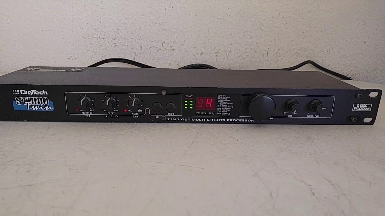 Процессор мультиэффектов Digitech Studio Twin