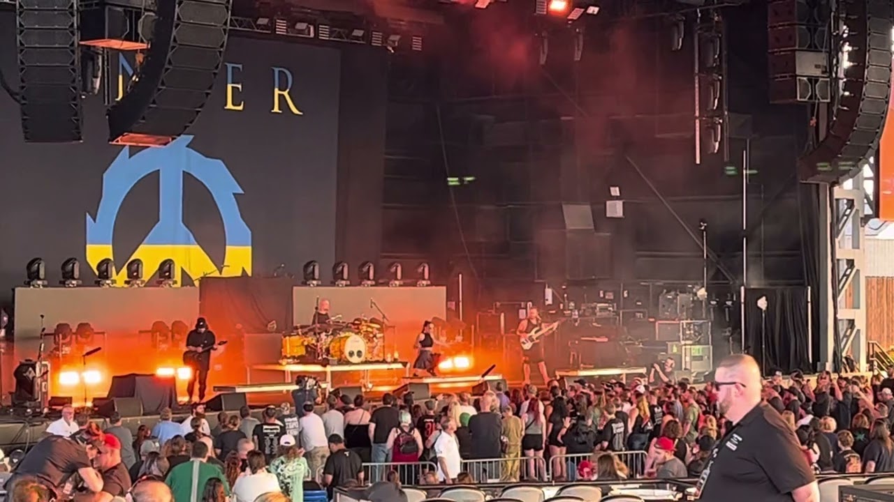 Jinjer-Perennial @ Hollywood Casino Amphitheater St. Louis MO 8-29-2023