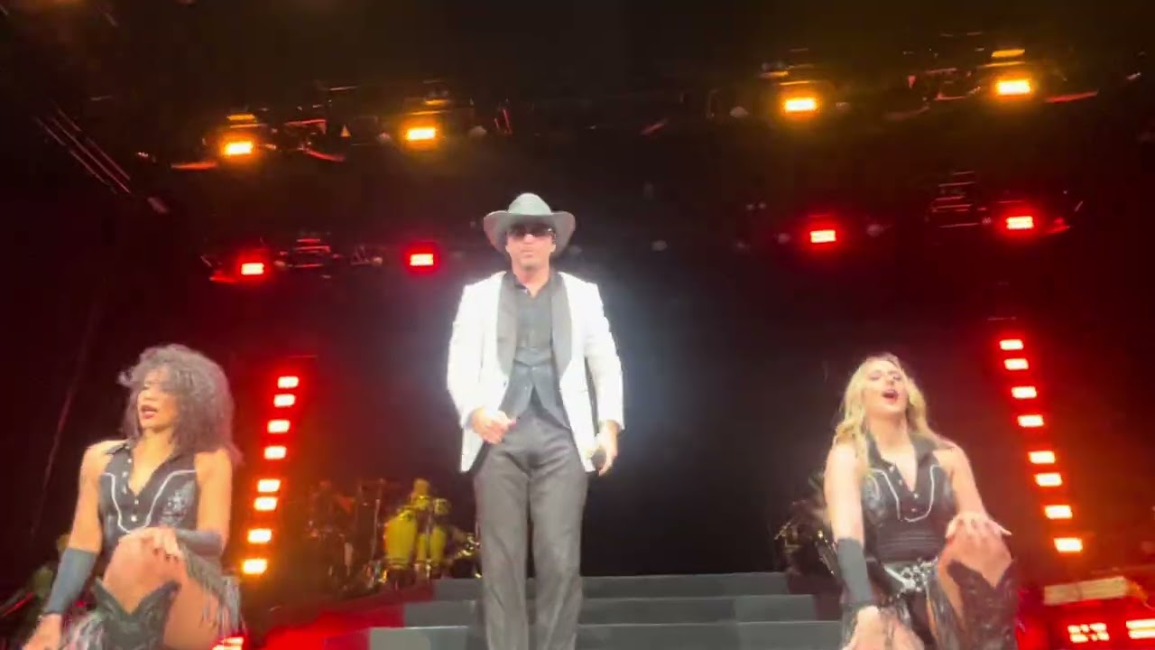 💋💋Pitbull concert Atlantic City, Dec 27, 2025 Hard Rock Live🤎🤎