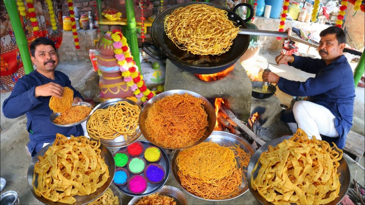घर में मेहमान आए तो क्या बनाएं? सिर्फ बेसन से बनाएँ 5 क्रिस्पी नमकीन – Aloo Bhujia, Chai Time Snacks