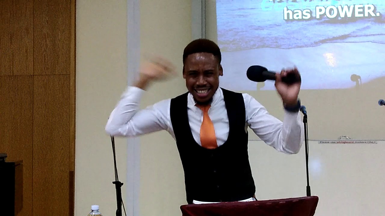 Minister Tumelo Mushi