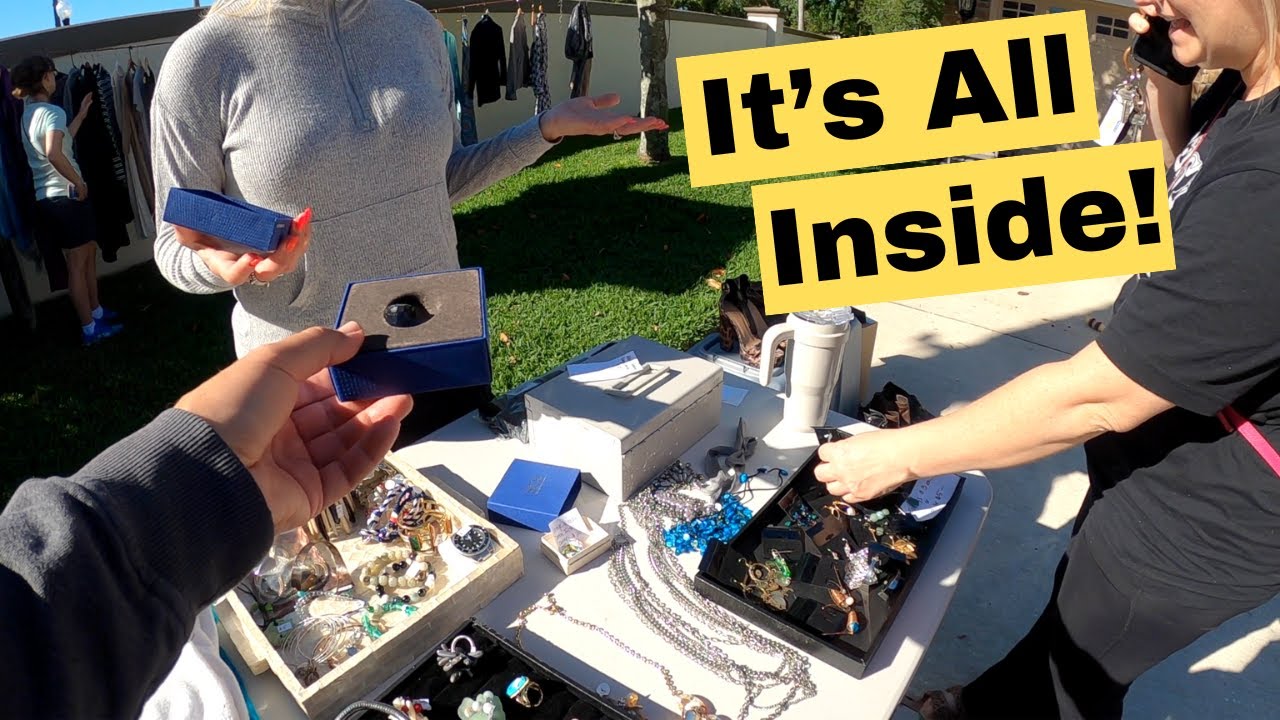 We Found A COLLECTION Of A LIFETIME At This Garage Sale!