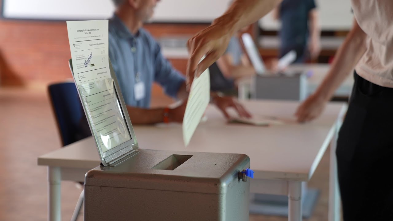 Swiss go to polls on divisive anti-immigration proposal | AFP