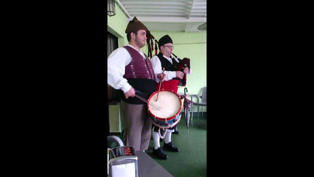 Gaita y tambor. Gaita asturiana. Popurri.  David y Jaime