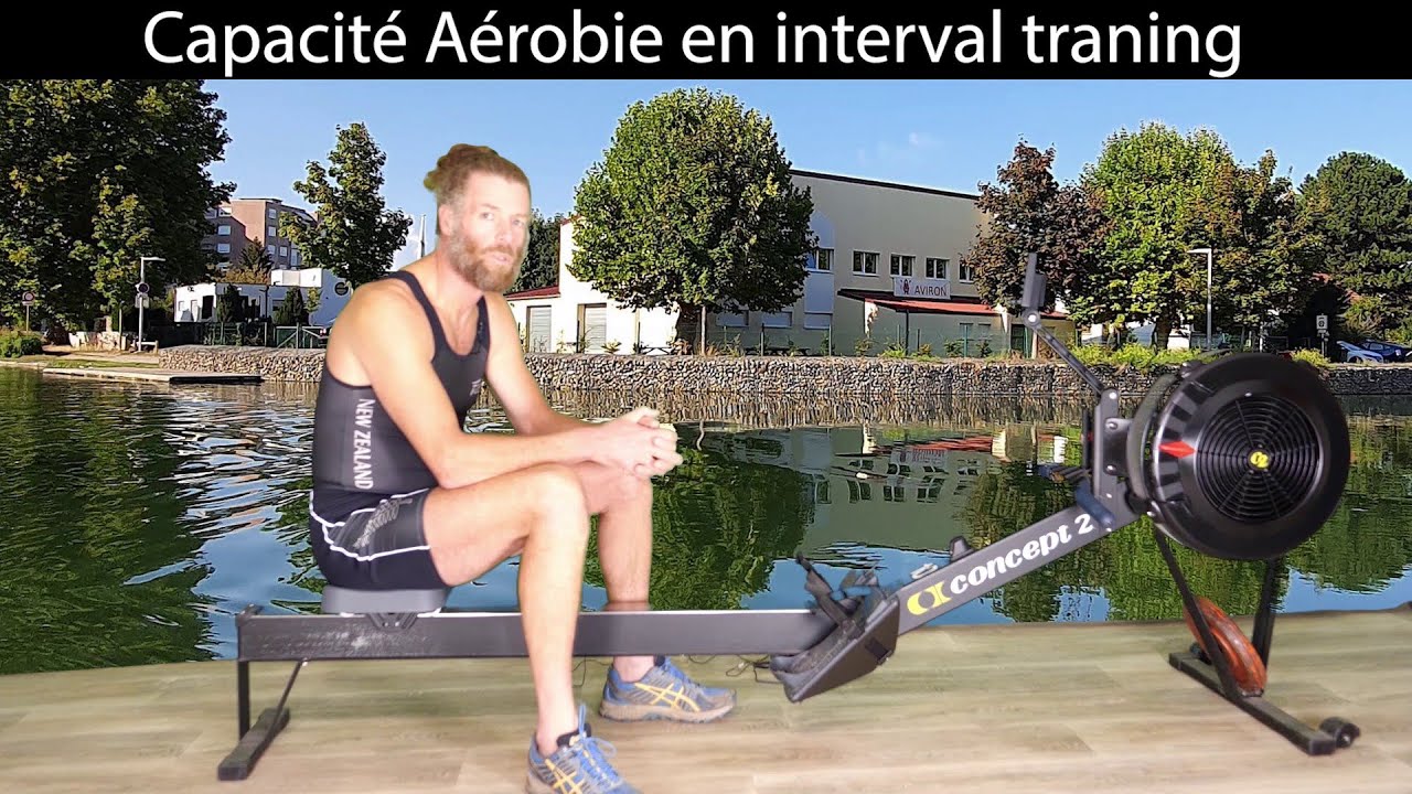 Une séance d'Interval Trainig aviron. A rowing interval training session