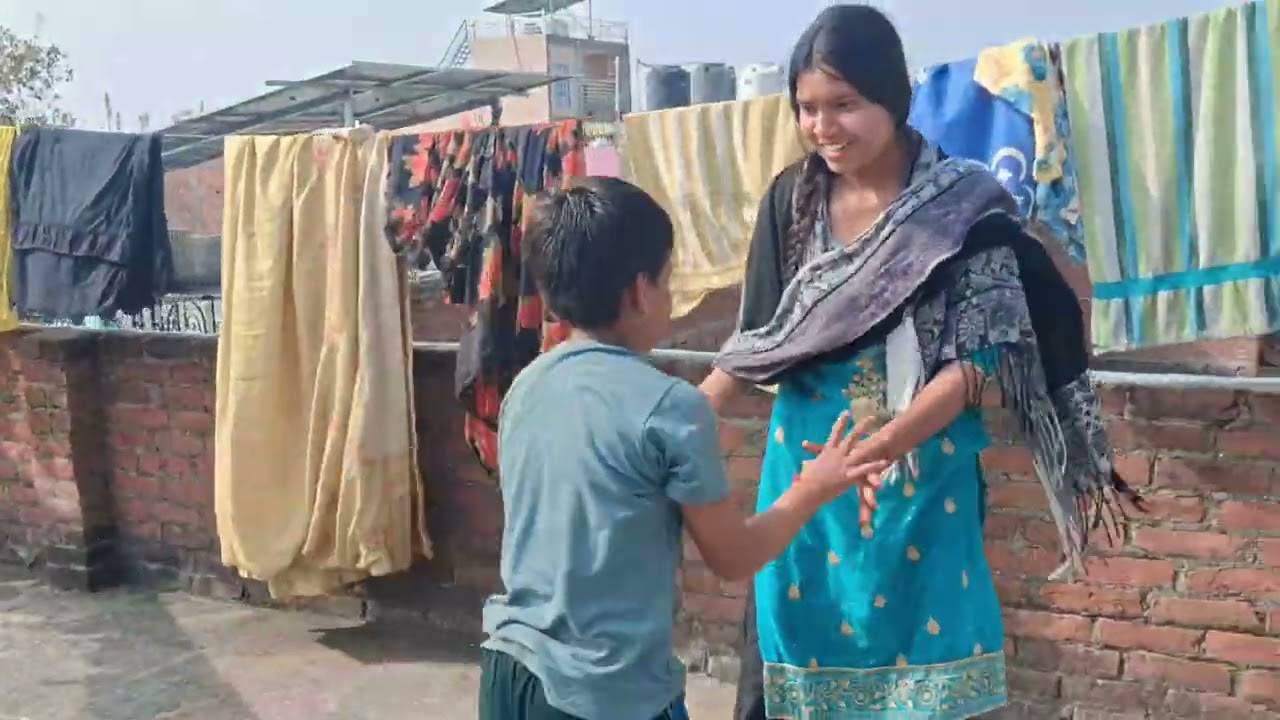 Mosi bhanje me hui ajj ladai 😠😠or sab ke lagi chot 🤕🤕