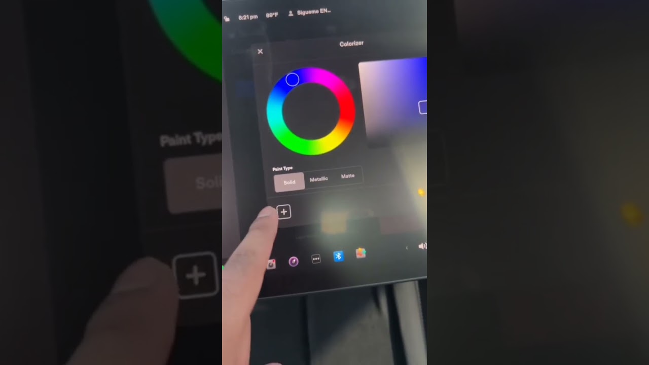&iquest;C&oacute;mo cambia de color un Tesla?
