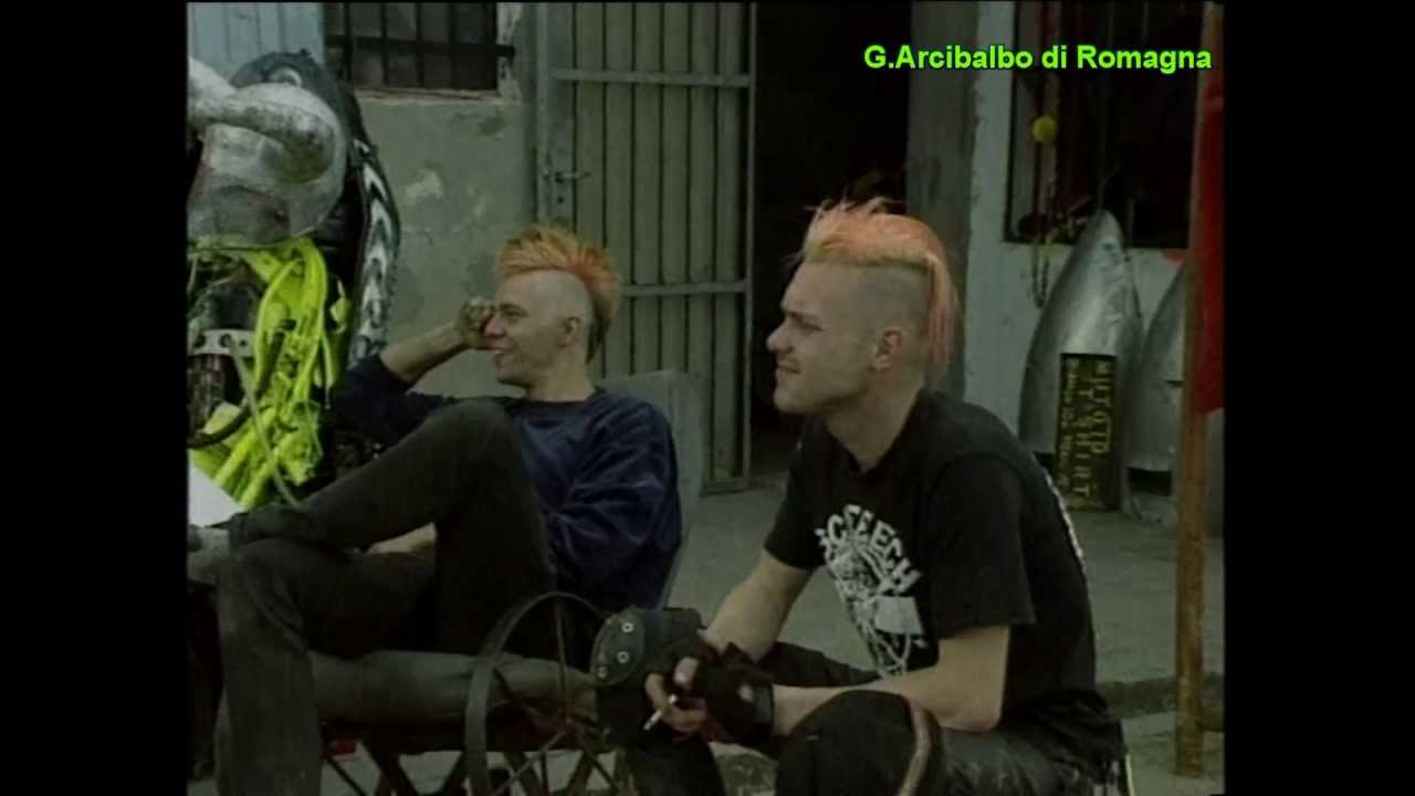Santarcangelo di Romagna 1996 the Mutoid invade us