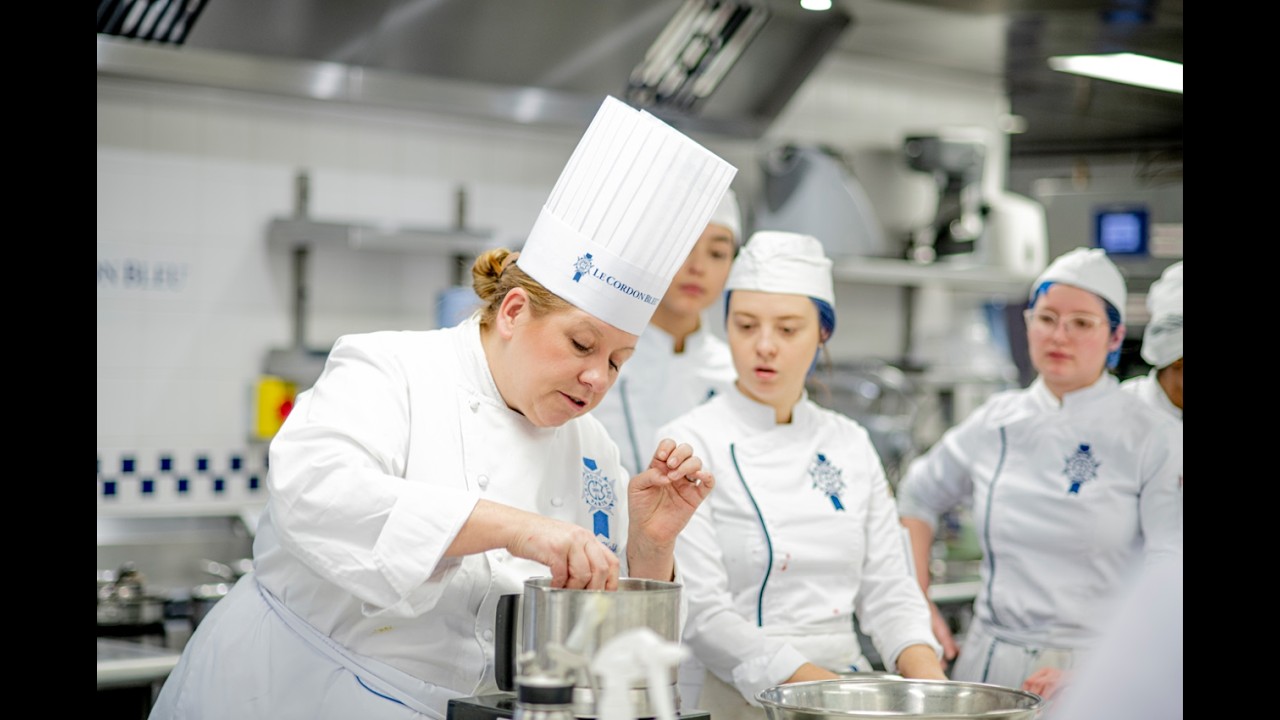 Diplôme de Pâtisserie with Internship Pathway | London Campus