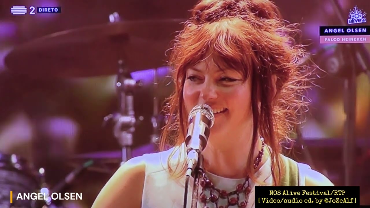 ANGEL OLSEN [Live] All the Good Times *  I'll See You Tonight