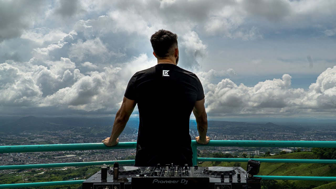 Steve Dekay - Live from the Colombian Mountains