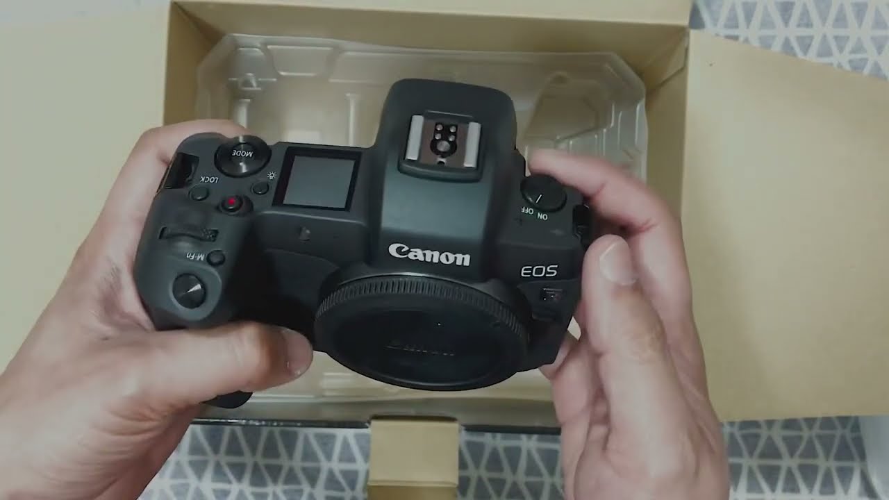 РАСПАКОВКА: CANON EOS R