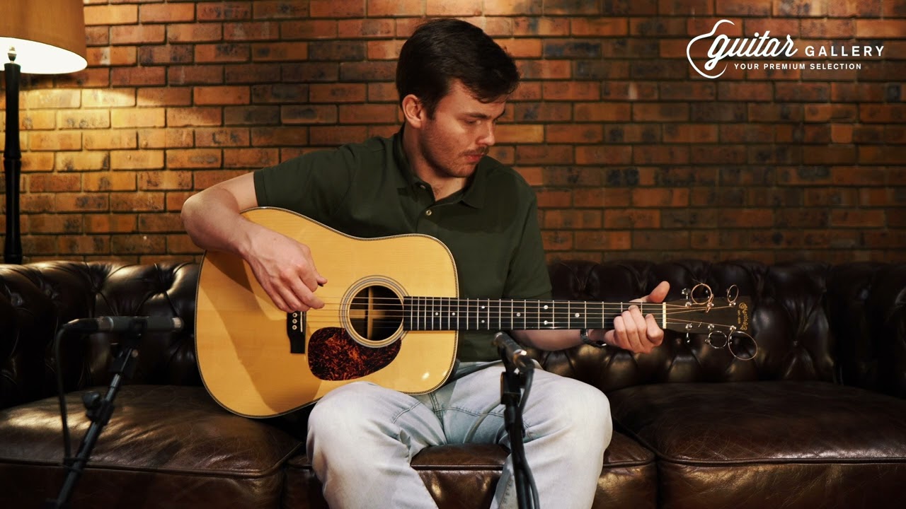 Martin HD-28V Custom Adirondack (2009)