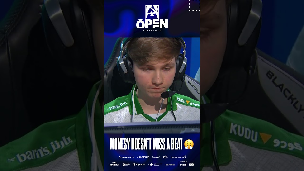 @m0nesy13 doesn't miss a beat 👏😤